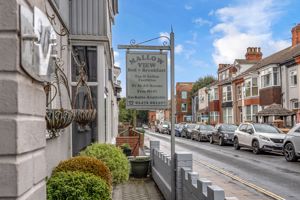 Photo 17- click for photo gallery